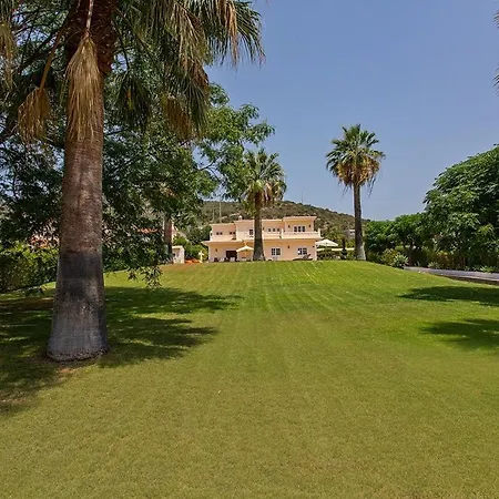 Sleeps 16 With Pool Air Con And Wifi *